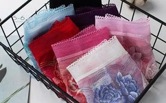 我和隔壁的少妇人妻HD